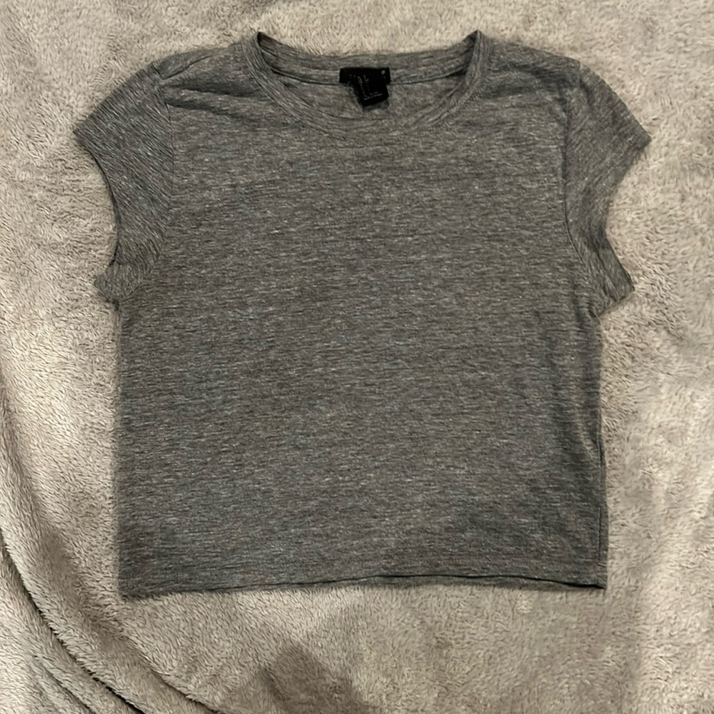 Forever 21 Cropped T-Shirt